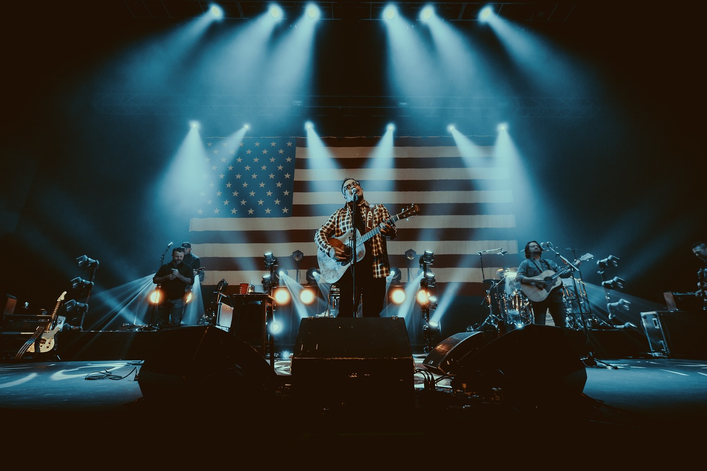 Aaron Lewis And The Stateliners